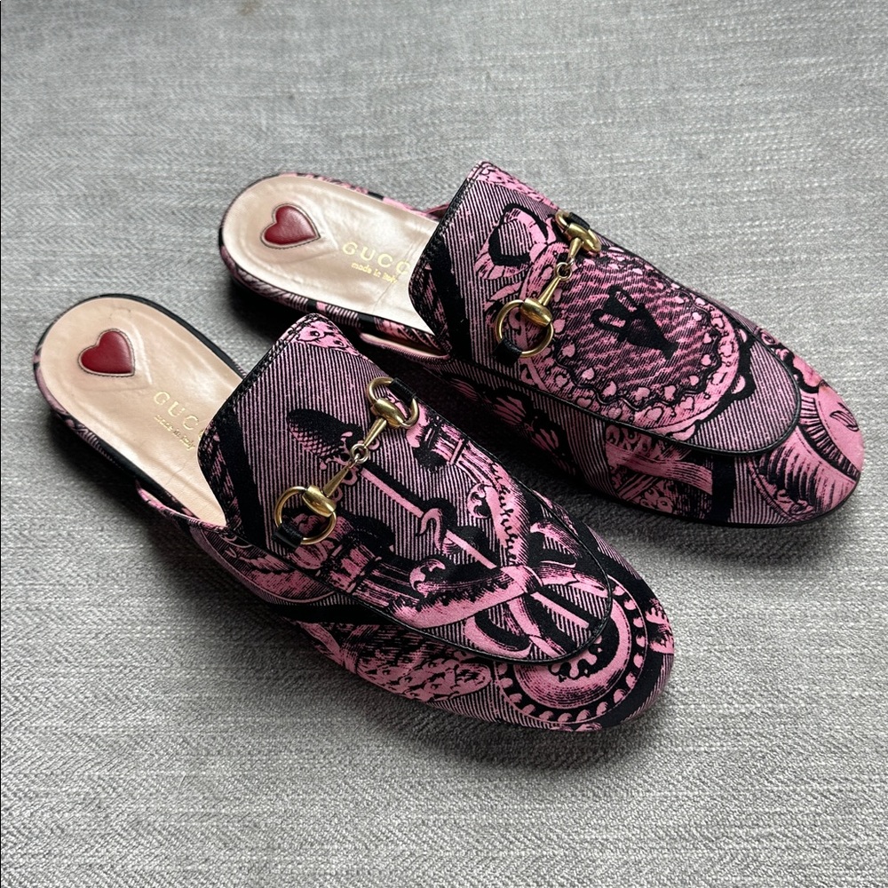 Gucci Pink and Black Patterned Mules